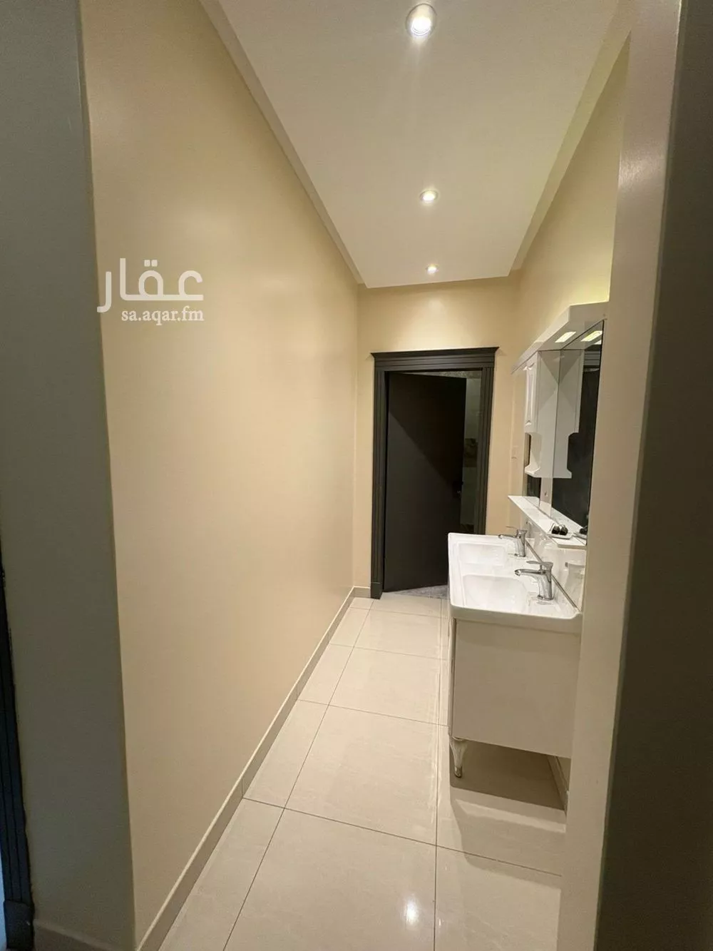 شقة 7 غرف في السعادة 1