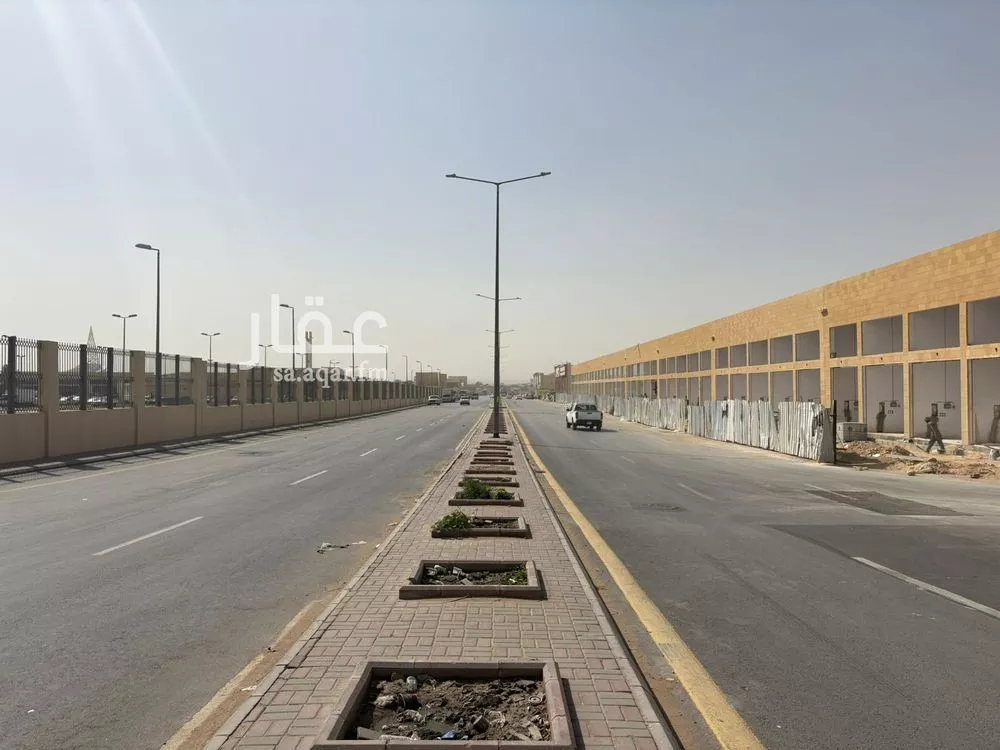 عمارة 1750 م² في المصانع 4