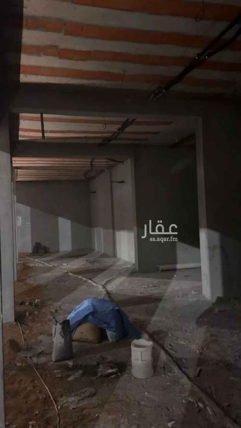 محل 650 م² في السلام 3