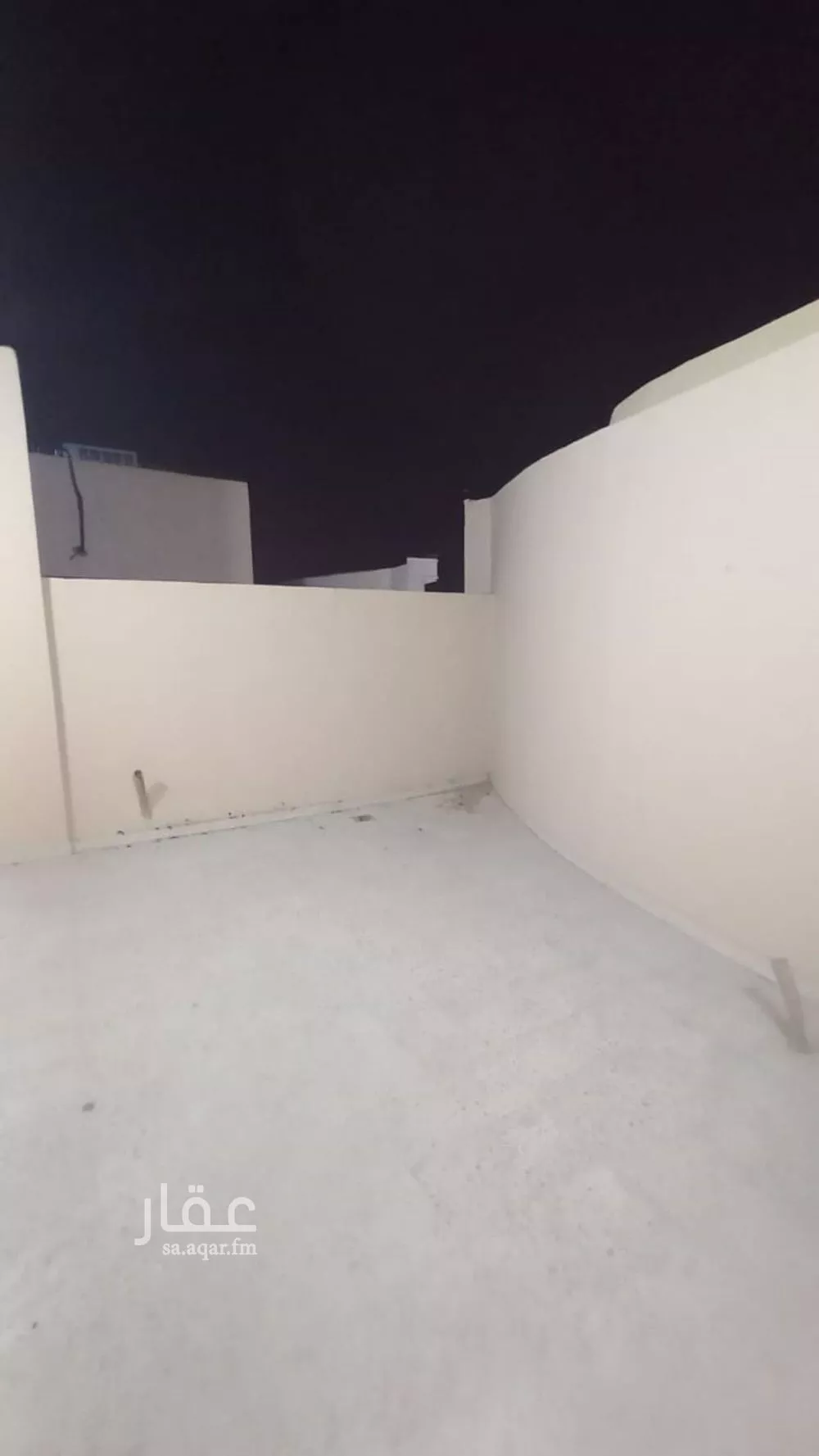 شقة 3 غرف في الرمال 4