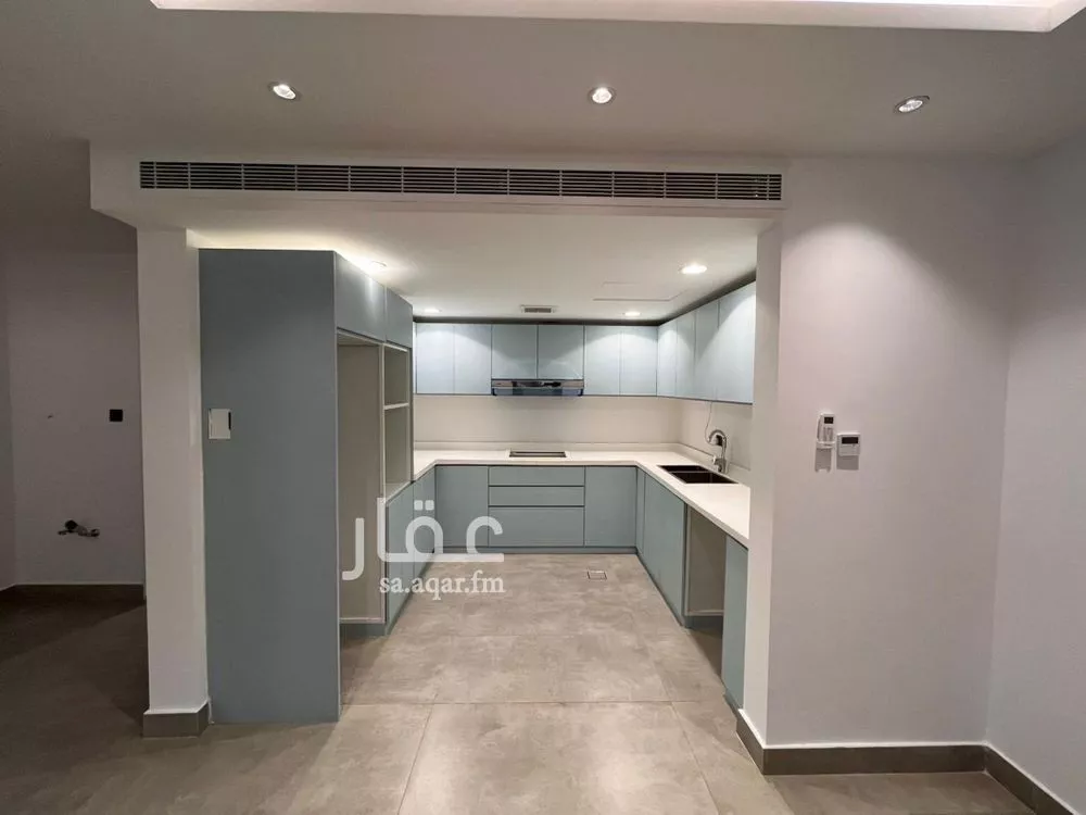 3 bedroom apartment in Al Malqa 5