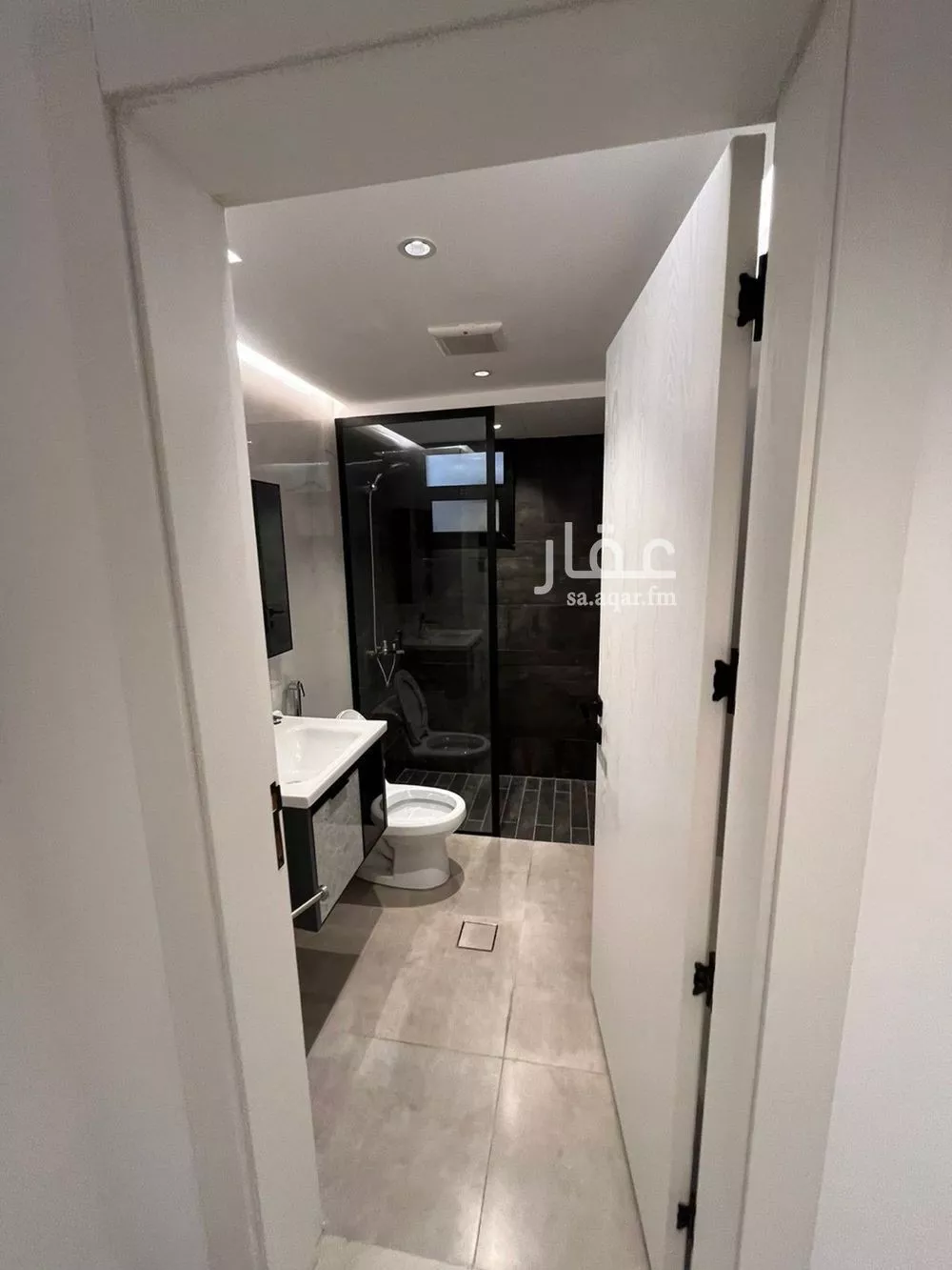 3 bedroom apartment in Al Malqa 3