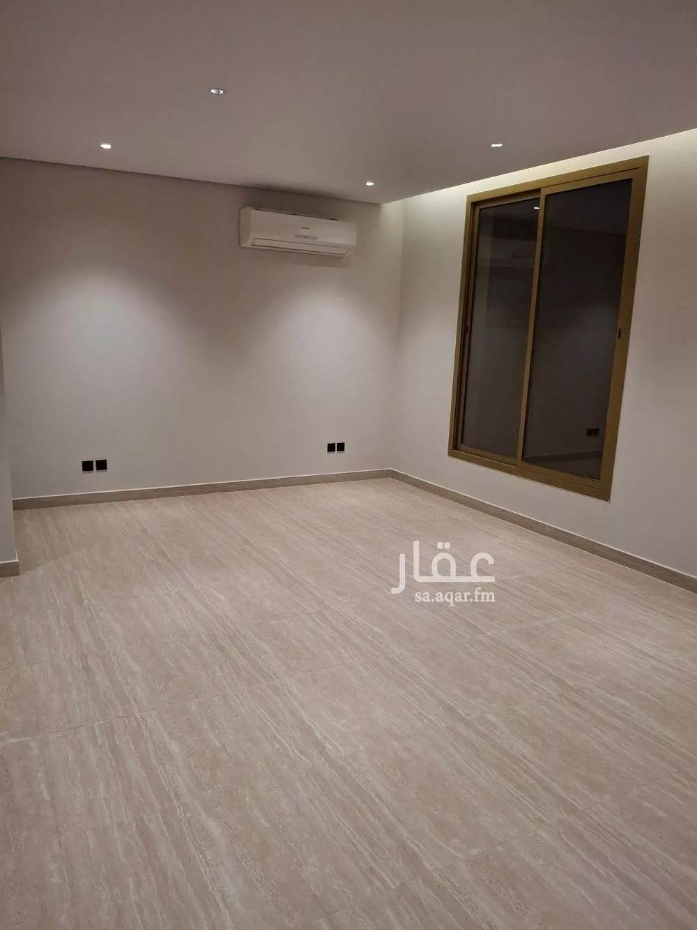 2 bedroom apartment in Al Yasmin 2