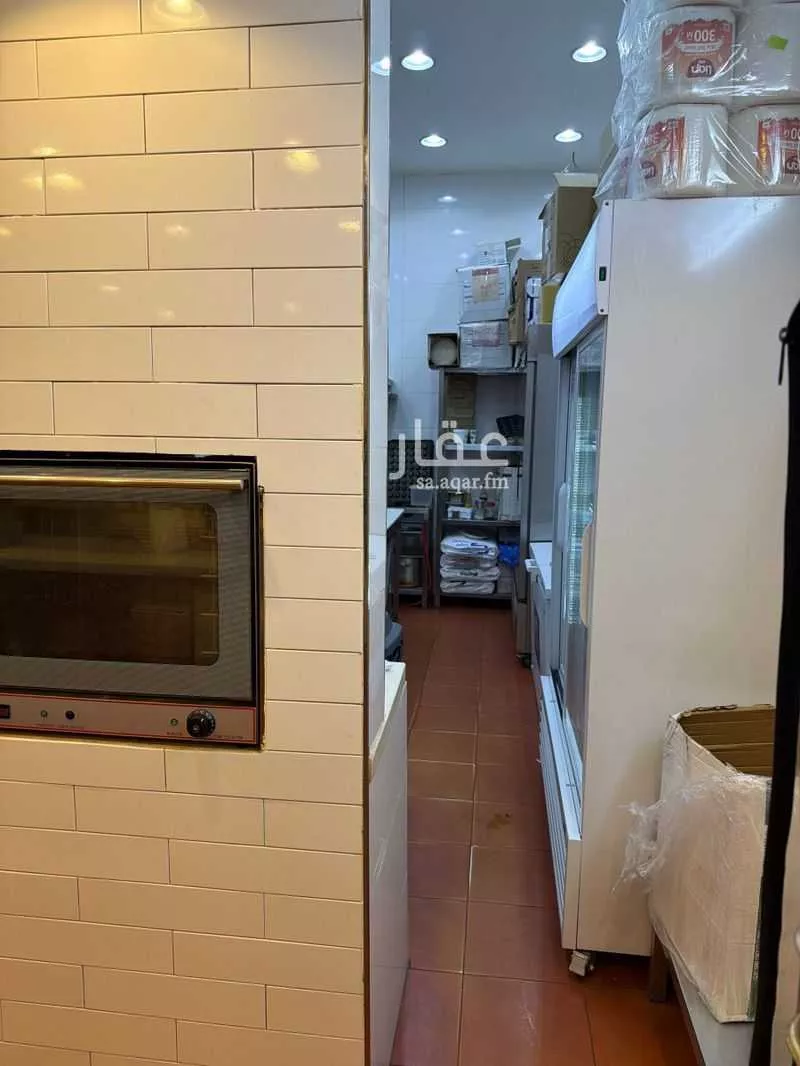 محل 52 م² في النرجس 5