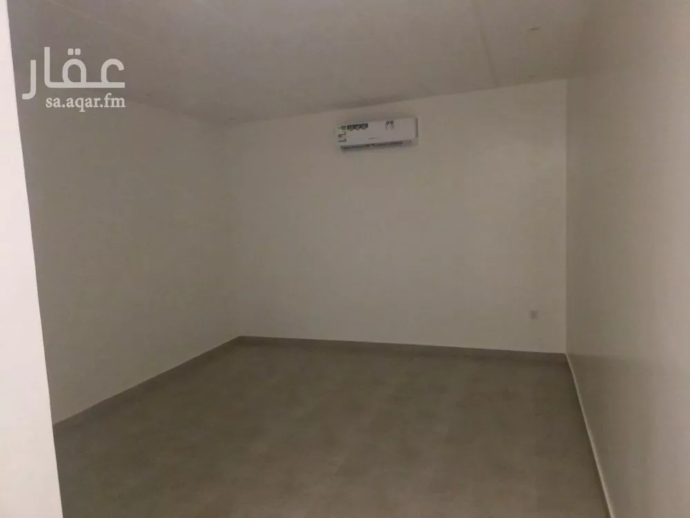 فيلا 6 غرف في العارض 4