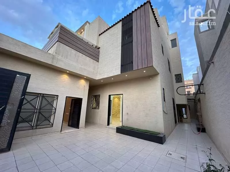 9 bedroom villa in Ad Duraihimiyah, Riyadh 4