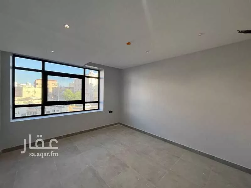 شقة 4 غرف في بني حارثة 5