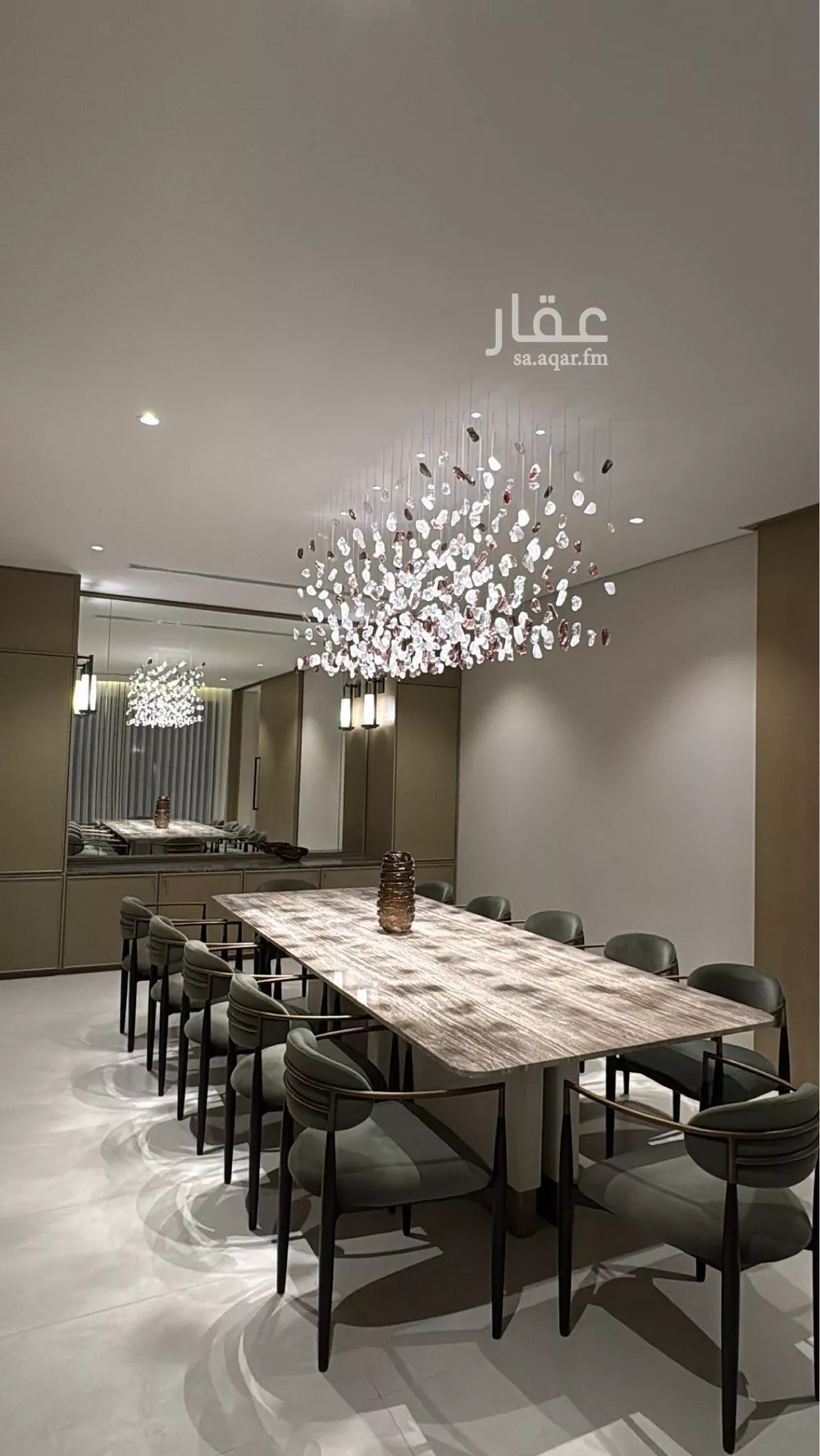 فيلا 5 غرف في السيف 3