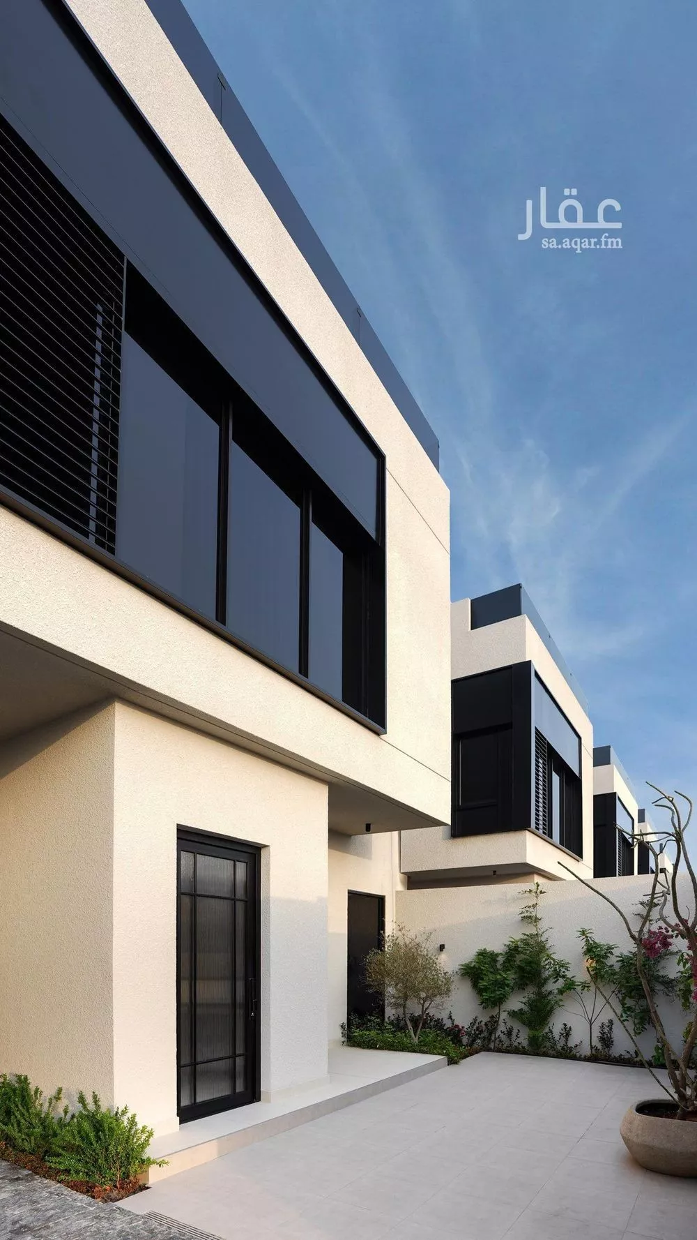 فيلا 5 غرف في السيف 1