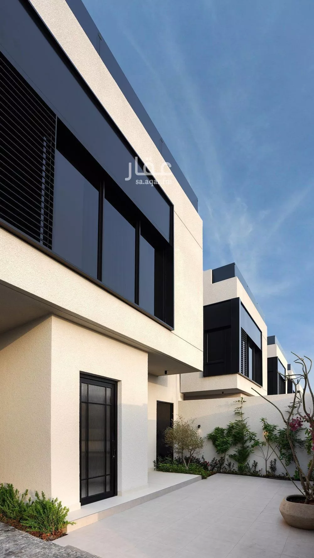 فيلا 5 غرف في السيف 1