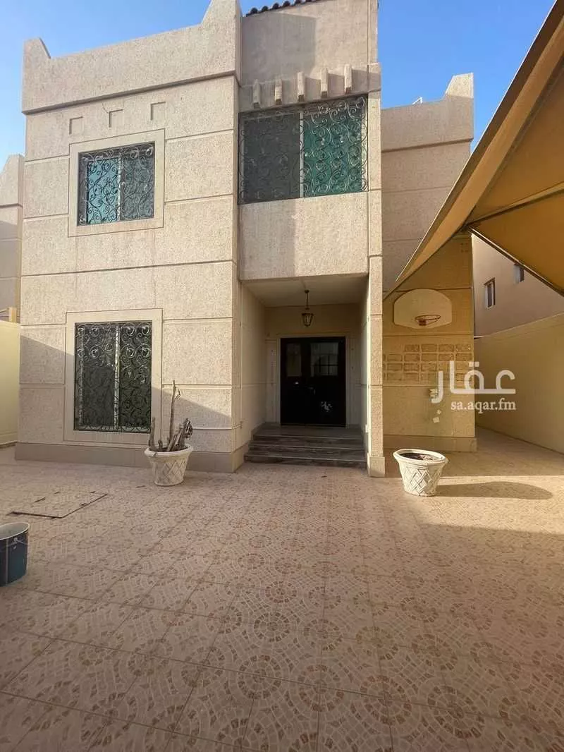 4 bedroom villa in Al Nuzhah, Eastern Province 7