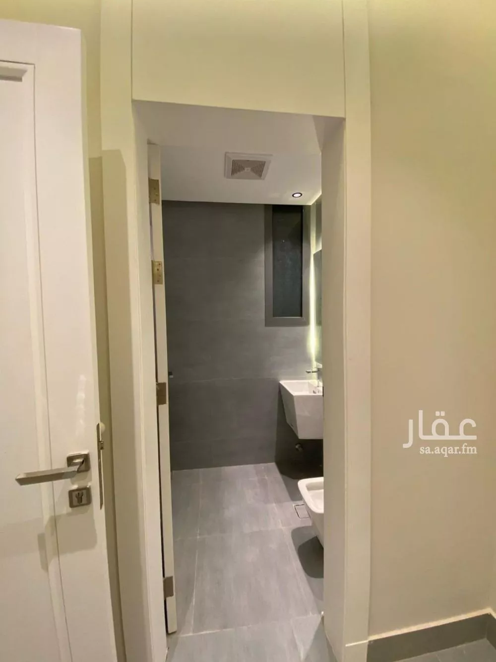 شقة 3 غرف في الرمال 2