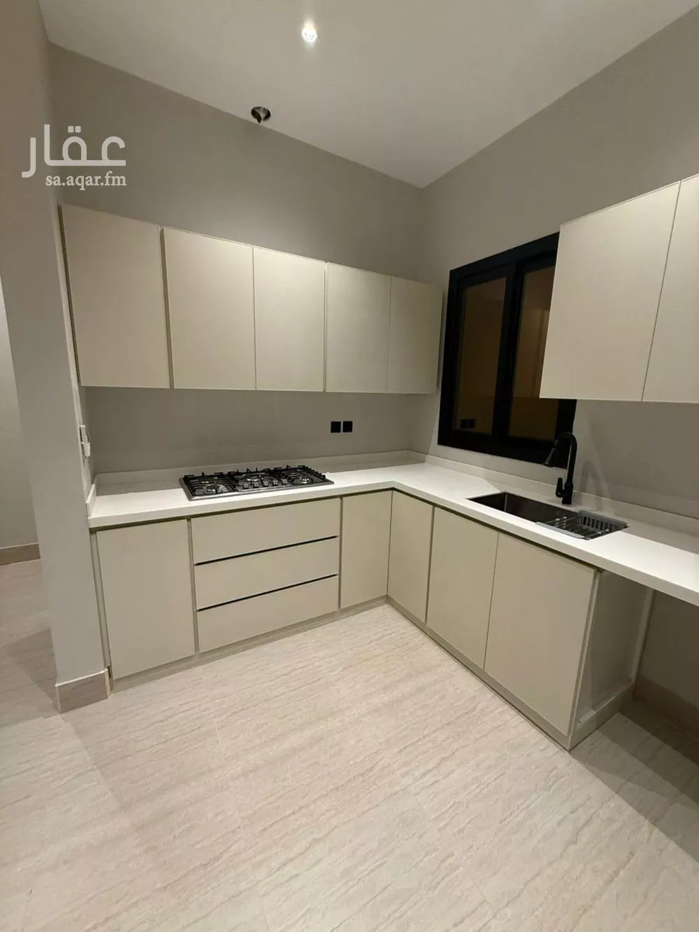 3 bedroom apartment in Al Rimal 4