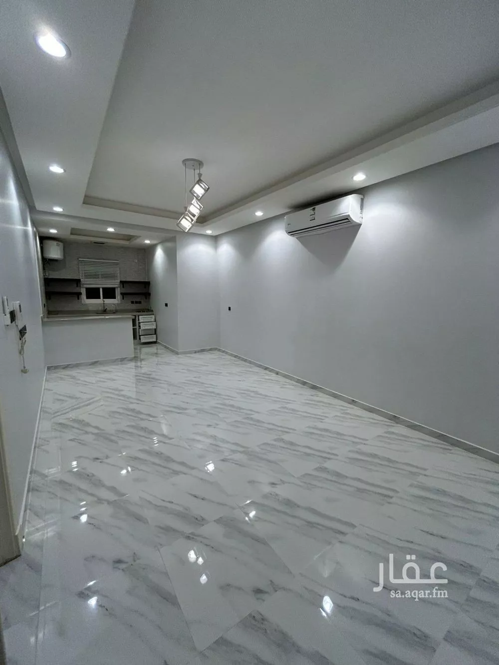 4 bedroom floor in Al Yasmin 1