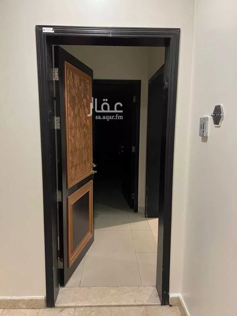 شقة 3 غرف في الحمرا 2