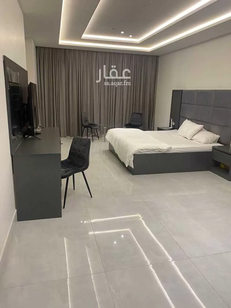 فيلا 8 غرف في الملك فهد 3