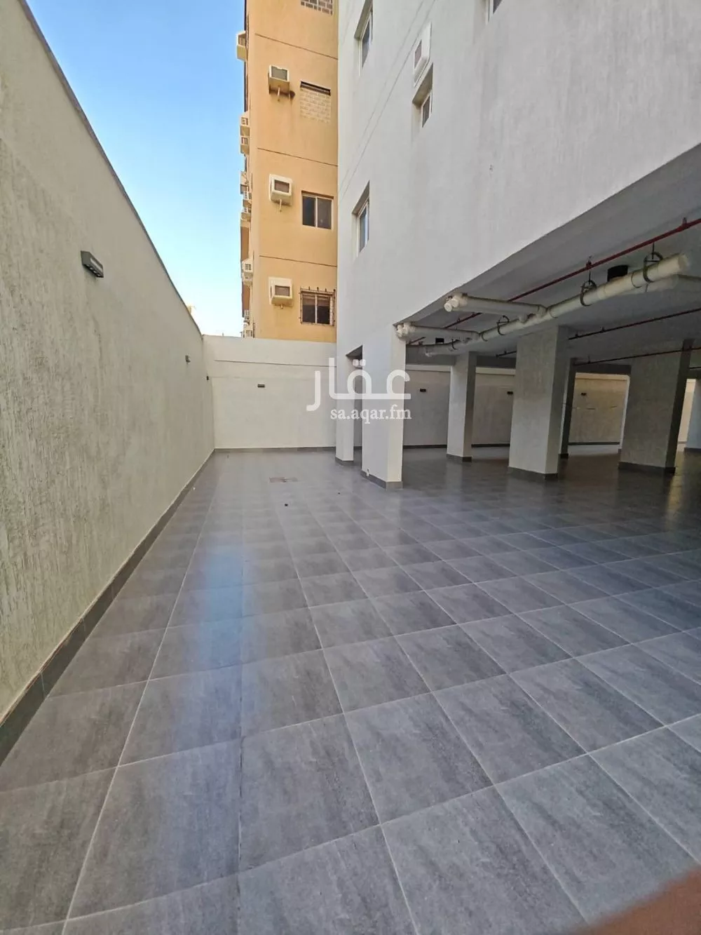 عمارة 1200 م² في الصفا 3