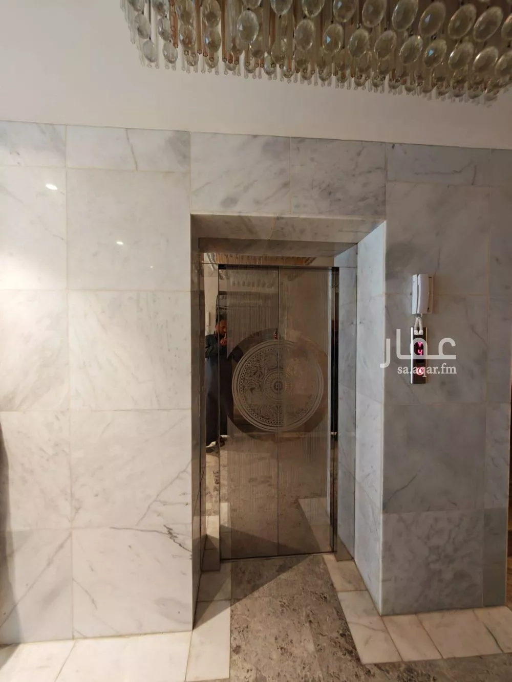 عمارة 1200 م² في الصفا 5