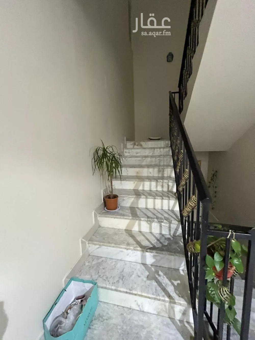 9 bedroom villa in Dhahrat Laban 3