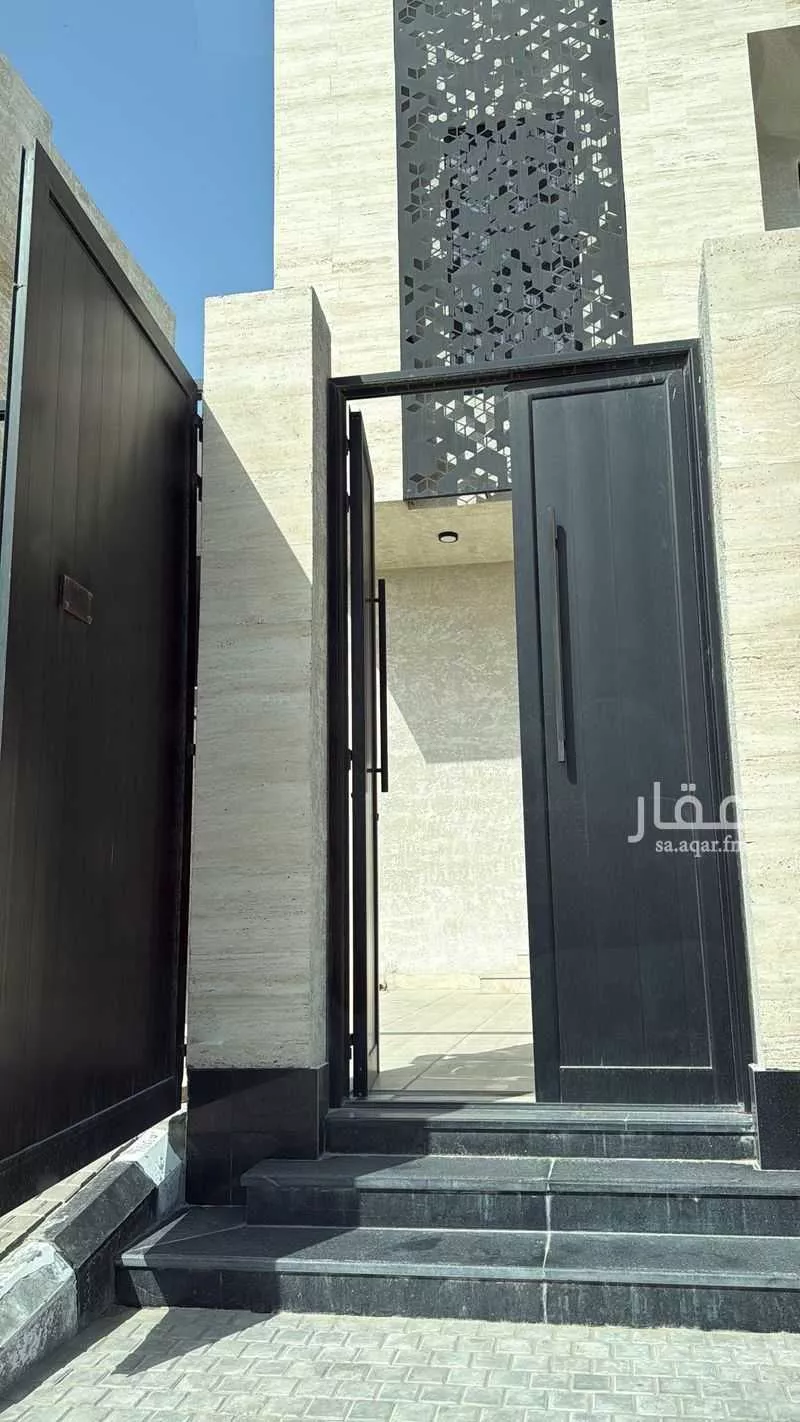 فيلا 9 غرف في السيف 5