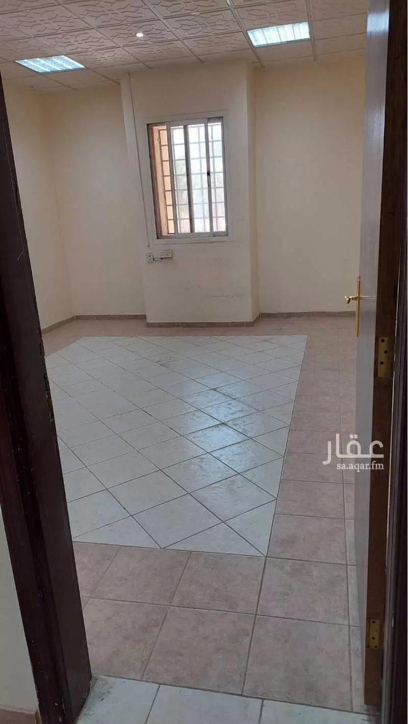 مكتب 45 م² في الوسيطا 5