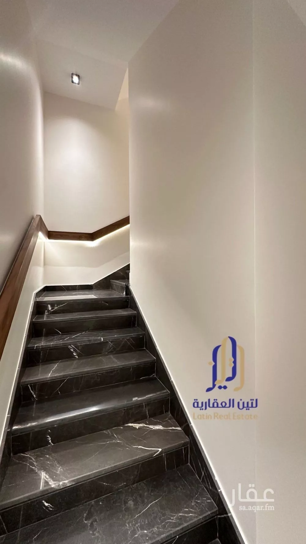 5 bedroom villa in Al Malqa, Riyadh 15
