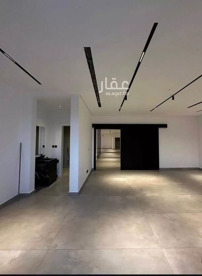 فيلا 5 غرف في الشراع 2