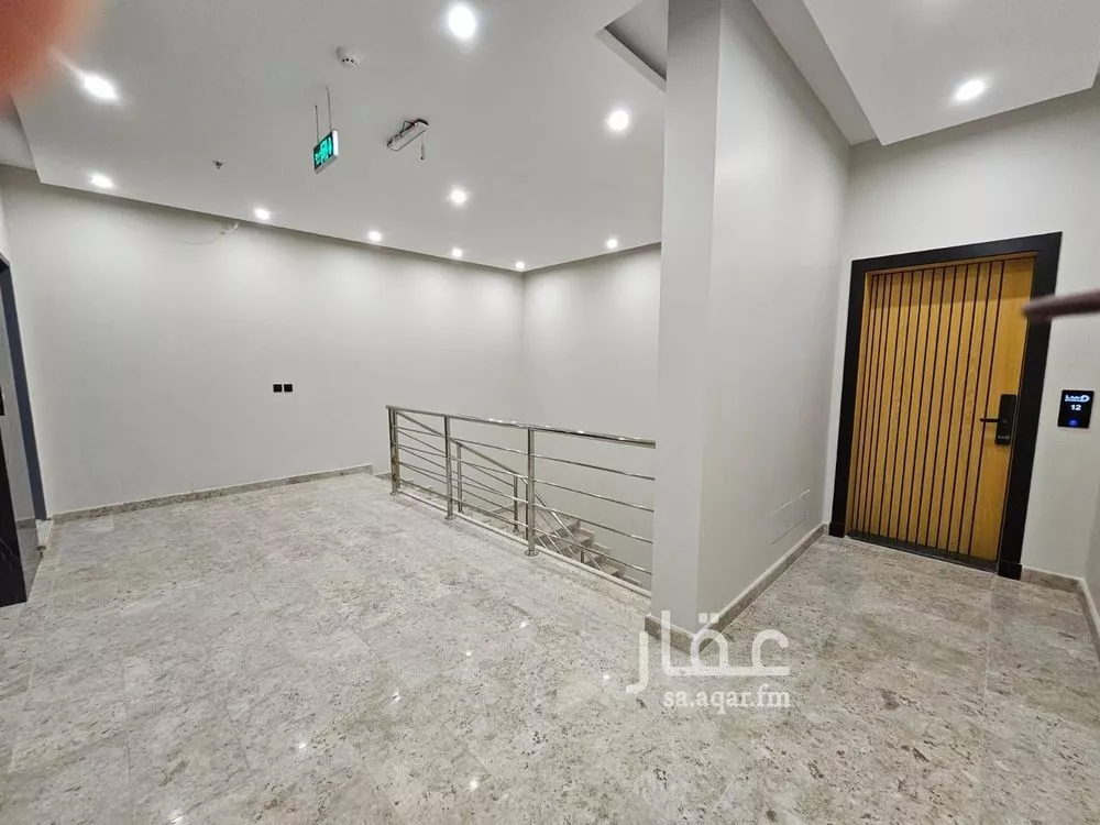 شقة 4 غرف في الرمال 3