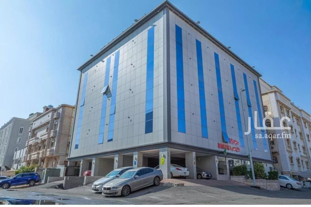 عمارة 896 م² في النزهة 1