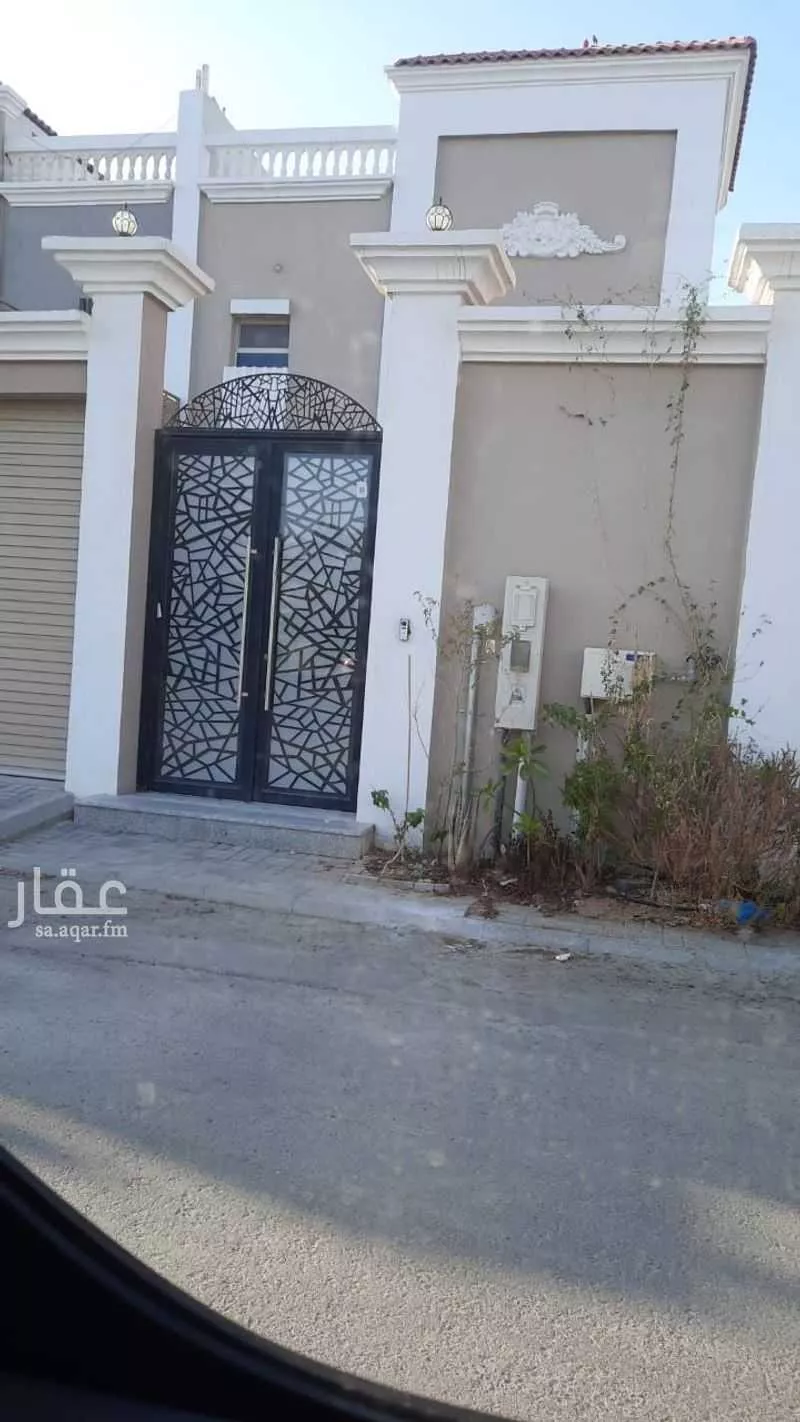 أرض 300 م² في التحلية 1