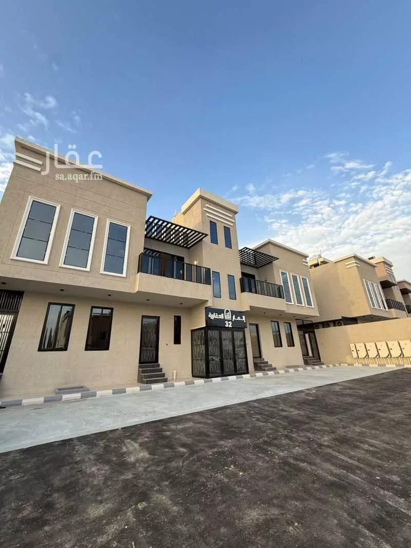 5 bedroom apartment in Al Manar 2