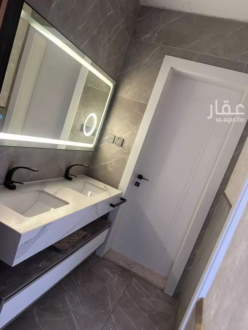 عمارة 692 م² في الحمدانية 4