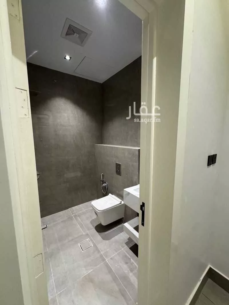 شقة 10 غرف في النظيم 2