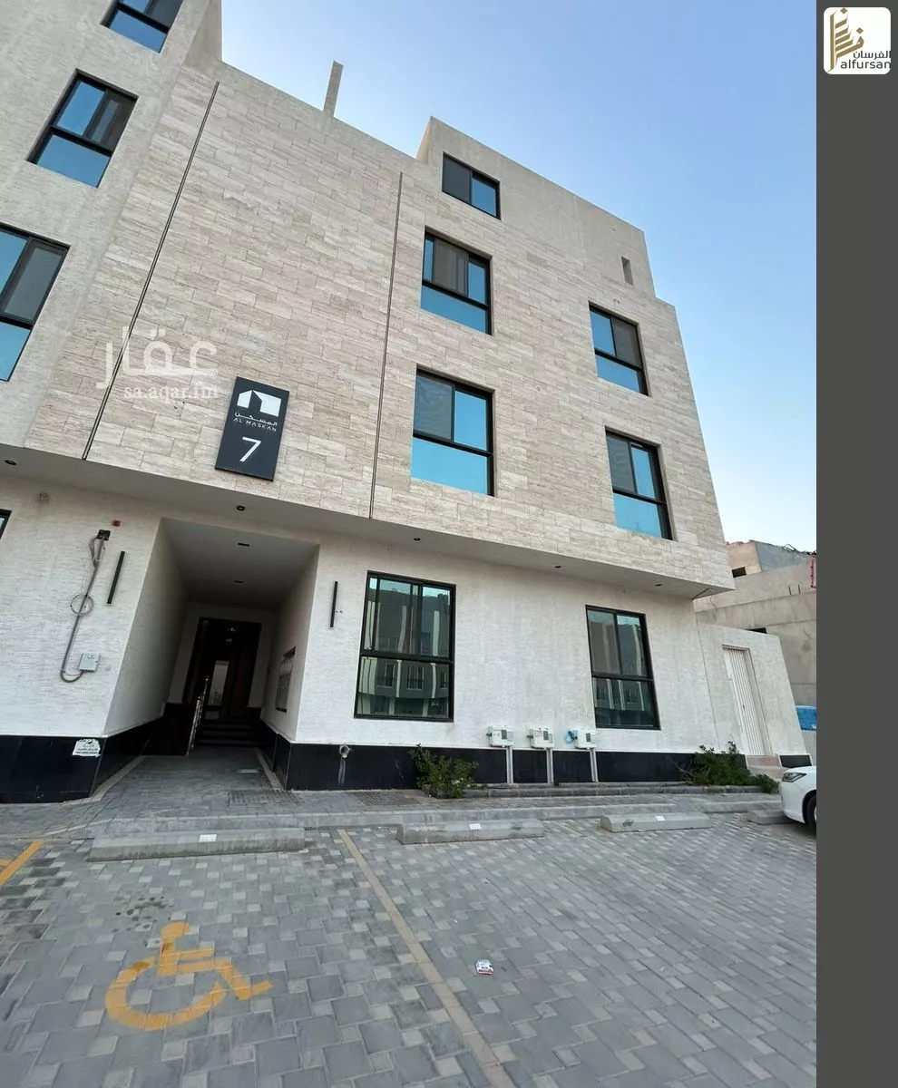 شقة 4 غرف في طويق 1