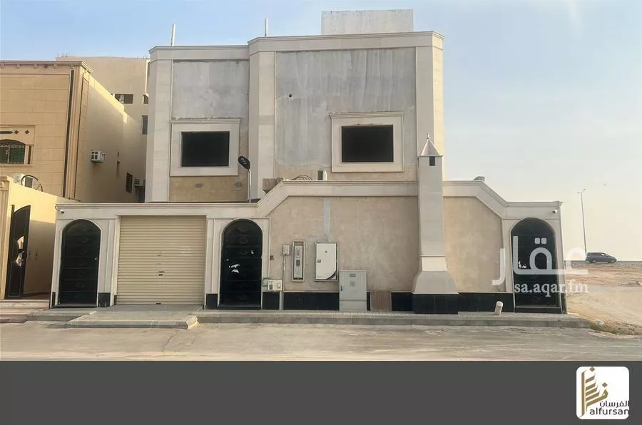 شقة 7 غرف في ظهرة لبن