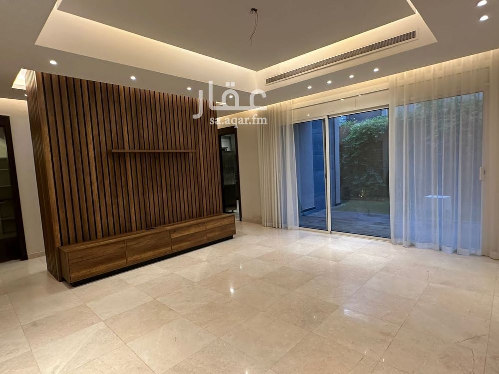 4 bedroom villa in Al Malqa, Riyadh 6