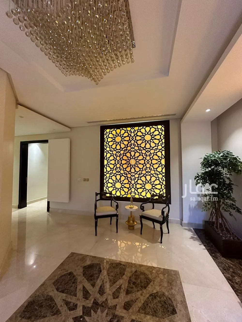 فيلا 5 غرف في النرجس 4