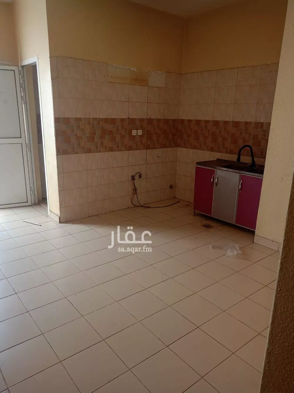 3 bedroom apartment in Al Jaradiyah 4