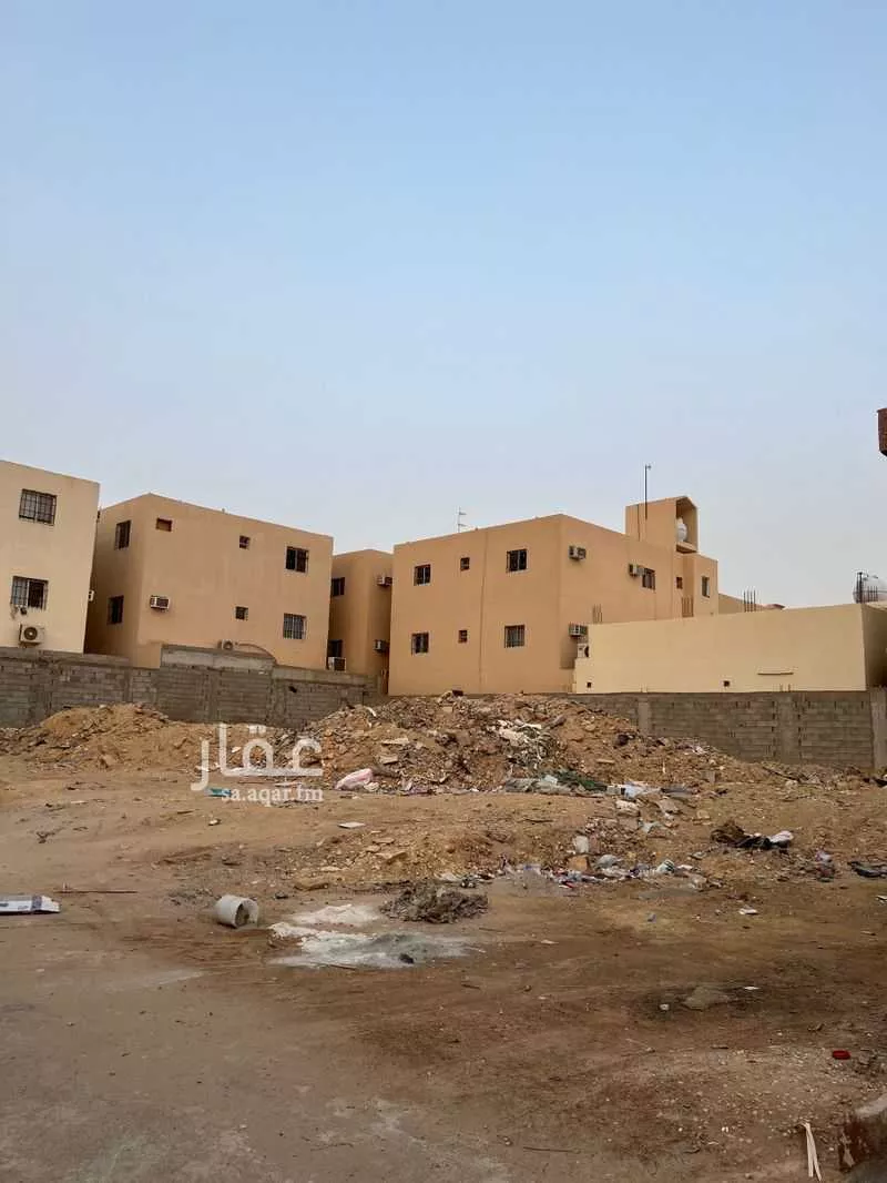 أرض 813 م² في الجنادرية 5