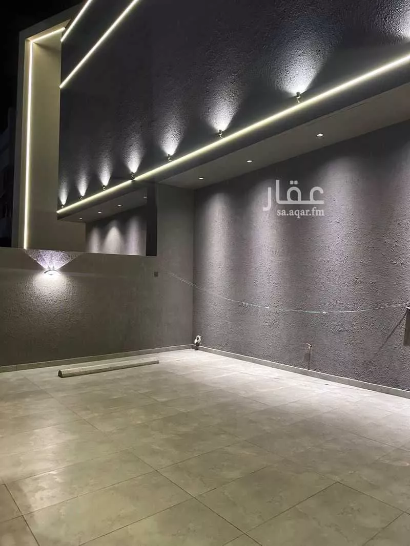 6 bedroom villa in Okaz 4