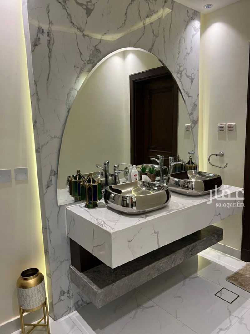 10 bedroom villa in King Fahd, Riyadh 6