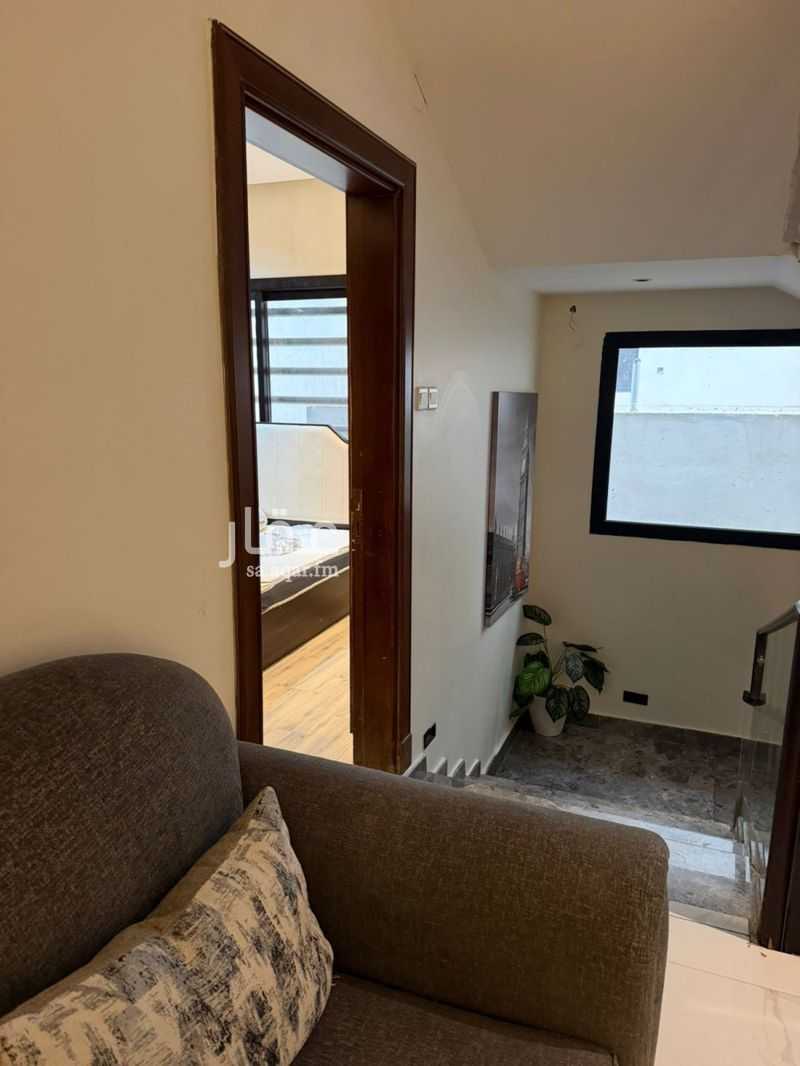 10 bedroom villa in King Fahd, Riyadh 10