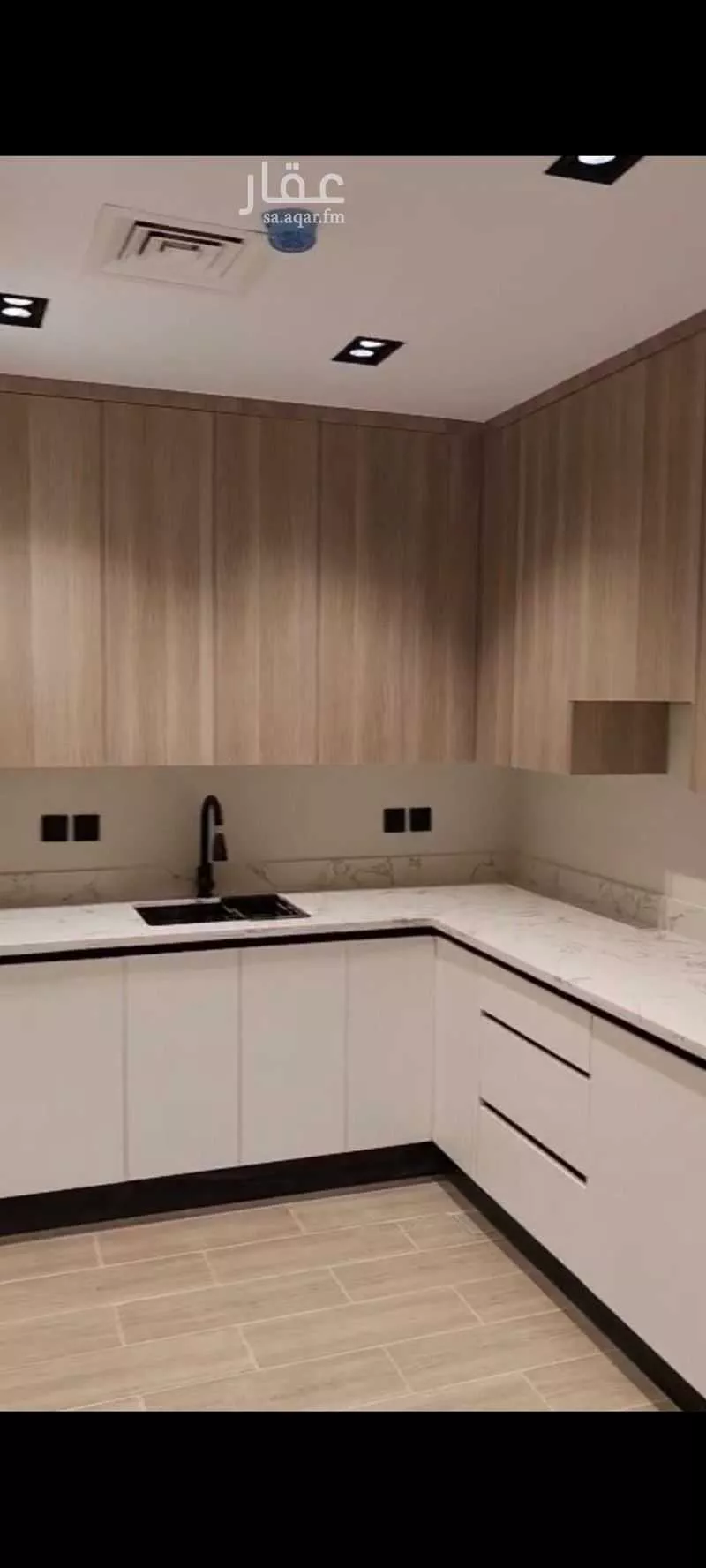 عمارة 1772 م² في الحمرا 4