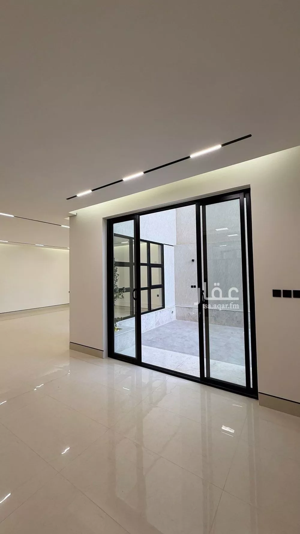 فيلا 6 غرف في المهدية 5