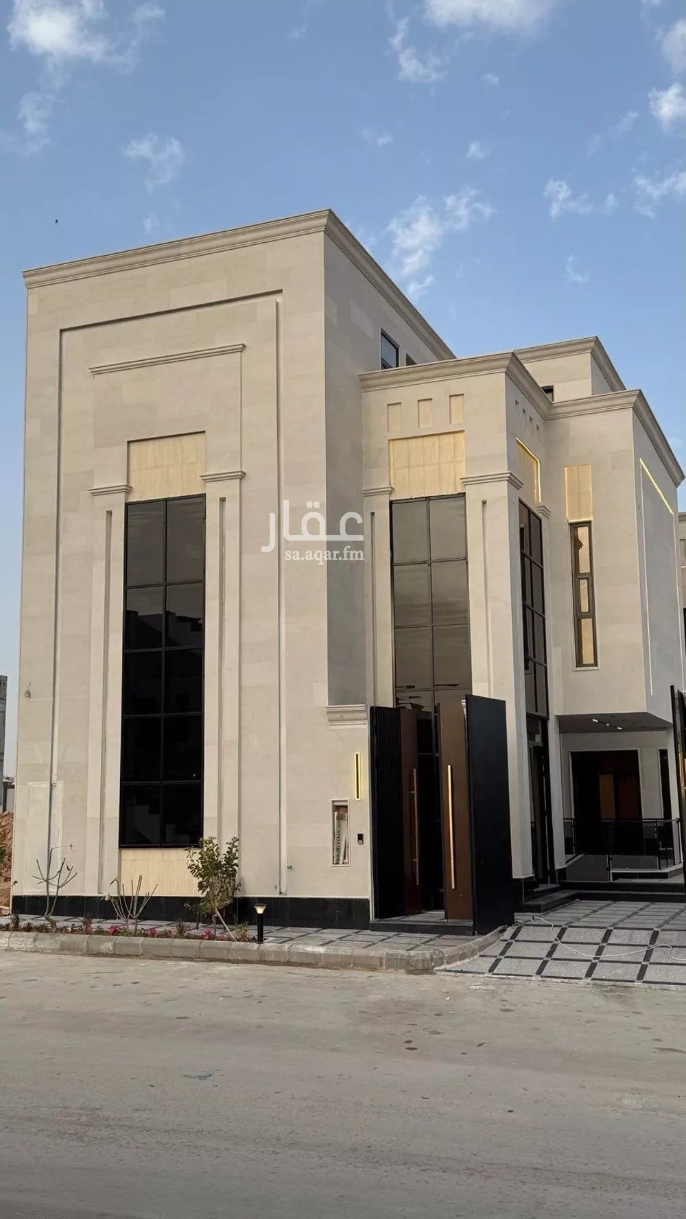 6 bedroom villa in Al Mahdiyyah 2