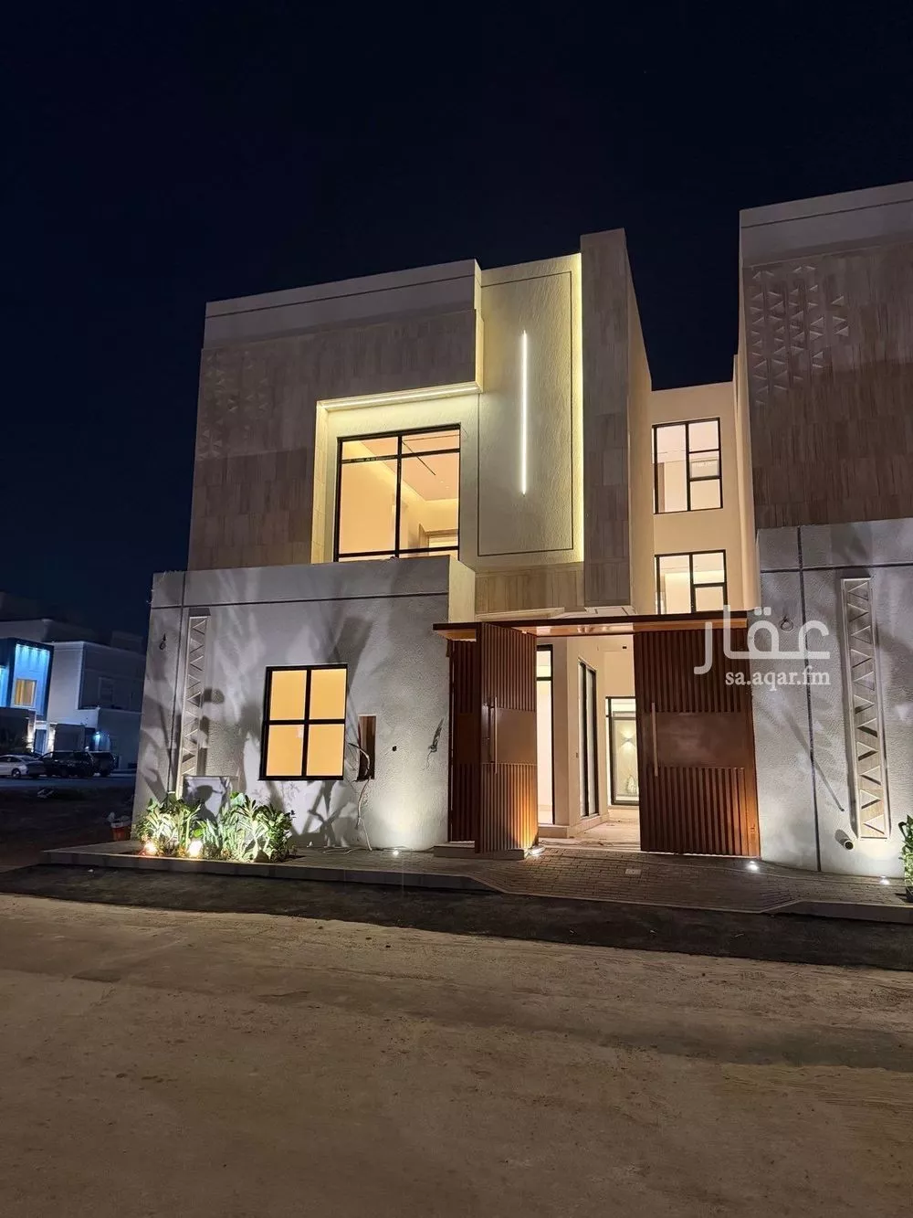5 bedroom villa in Al Mahdiyyah 2