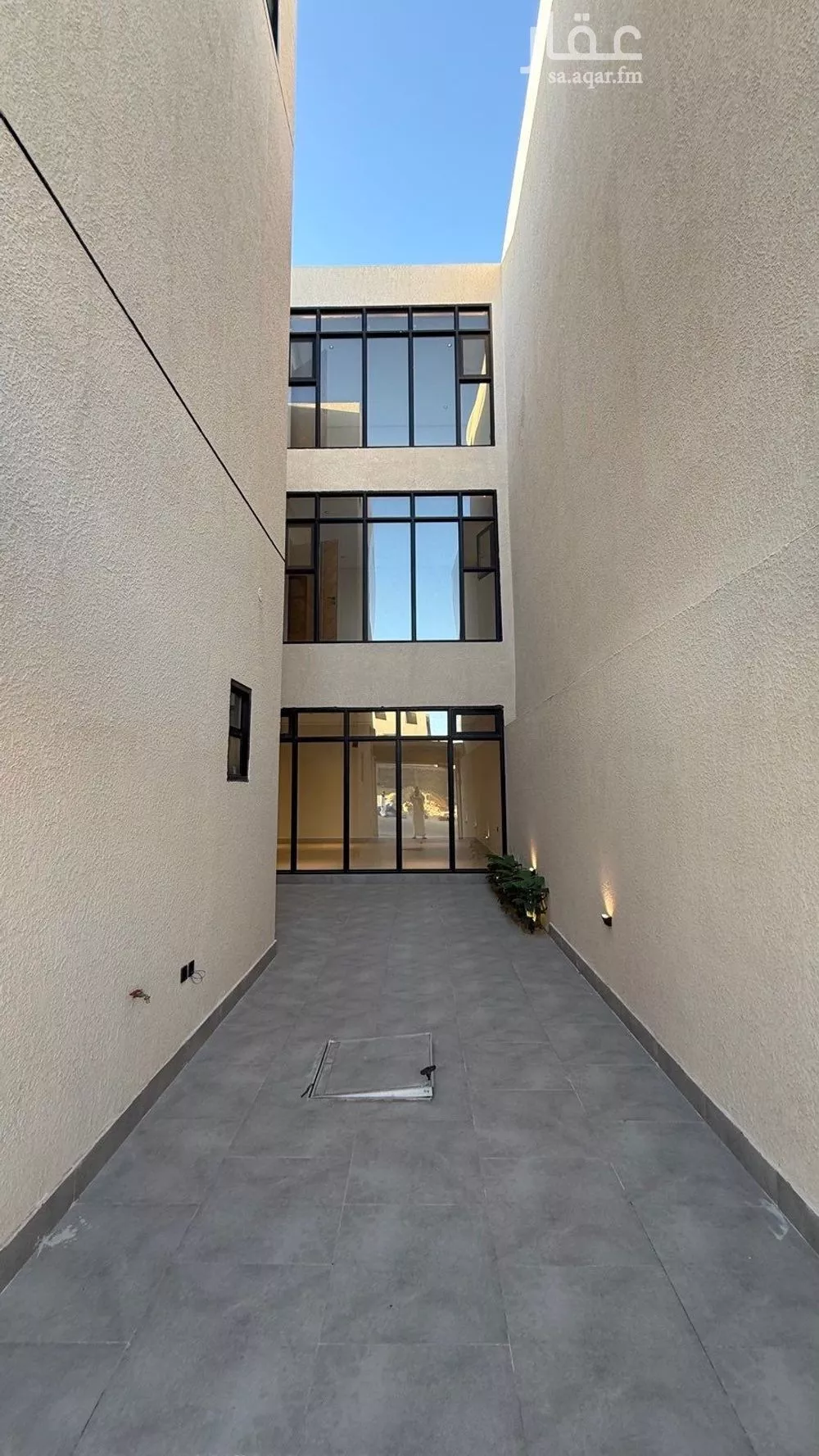 فيلا 6 غرف في المهدية 3