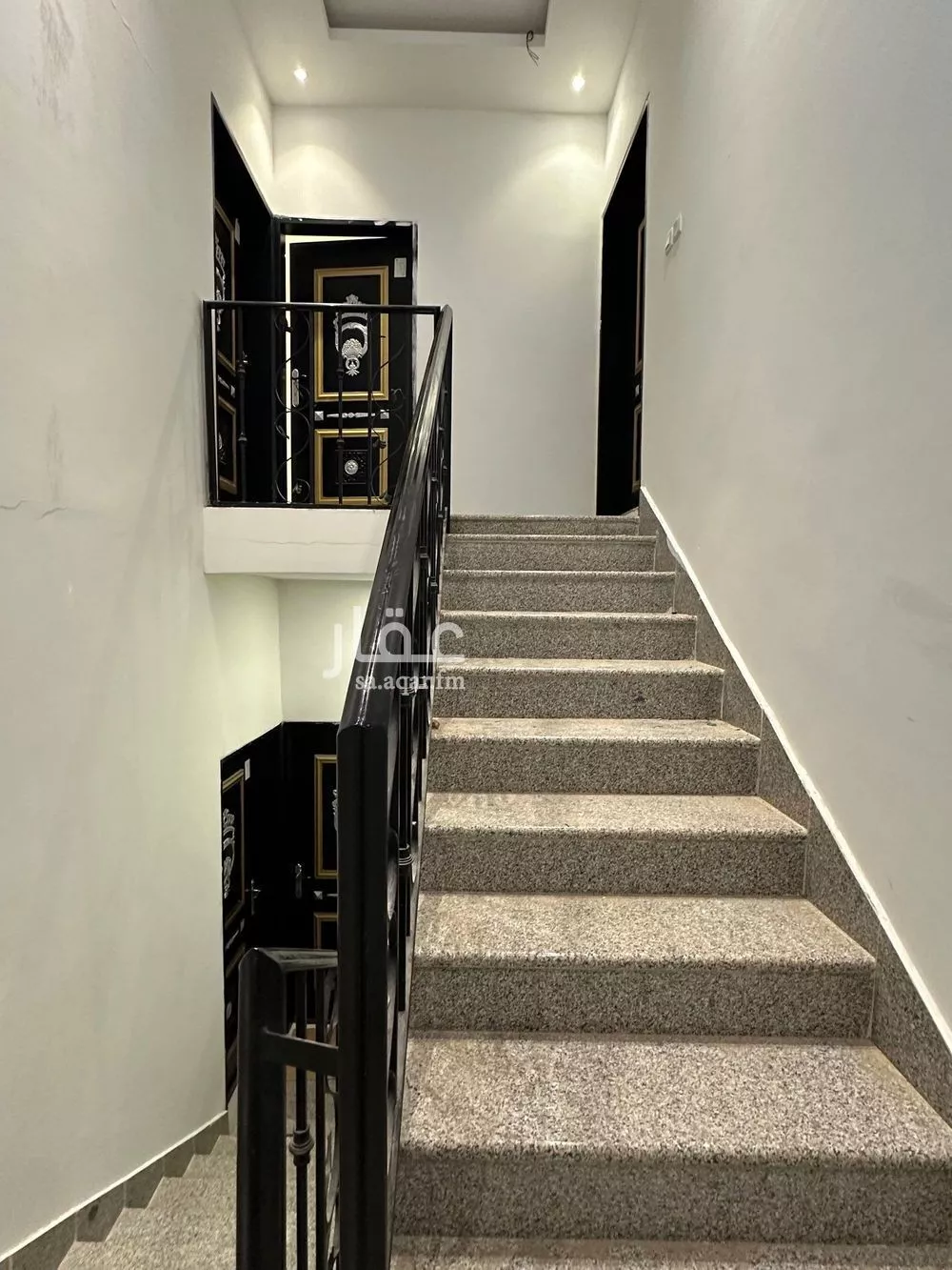 دور 3 غرف في العارض 3