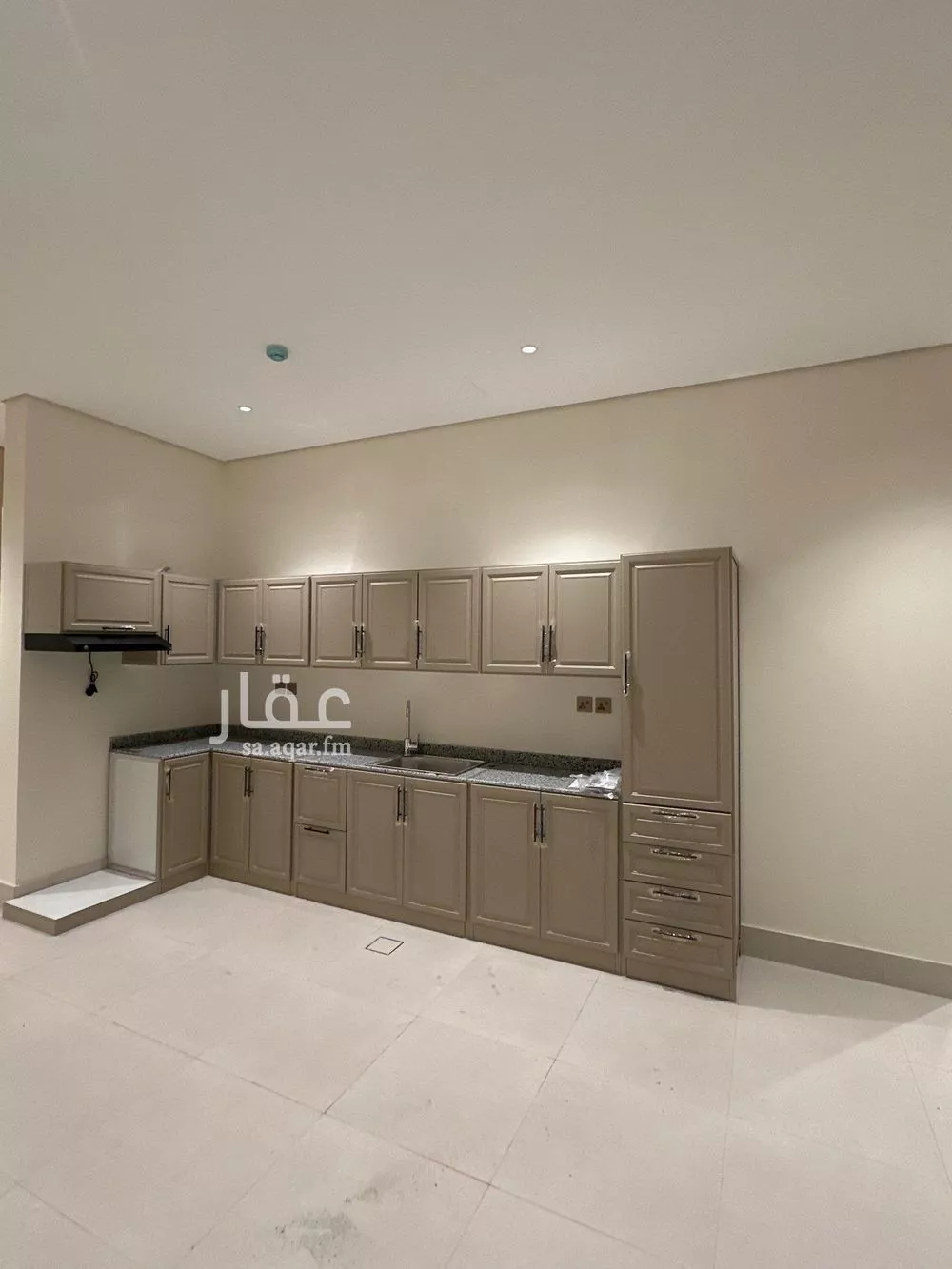 شقة 3 غرف في العارض 5