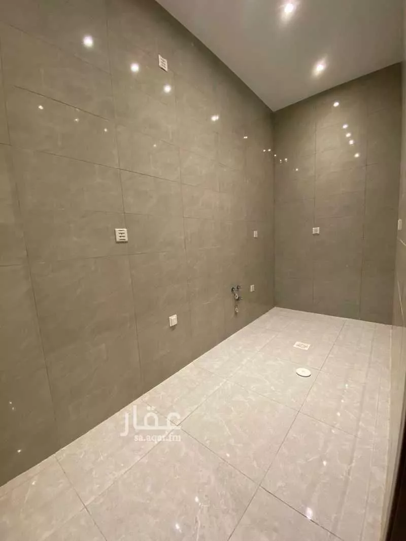 6 bedroom apartment in Al Wurud, Jeddah 6